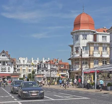 Silver Lotus 1 * De Haan